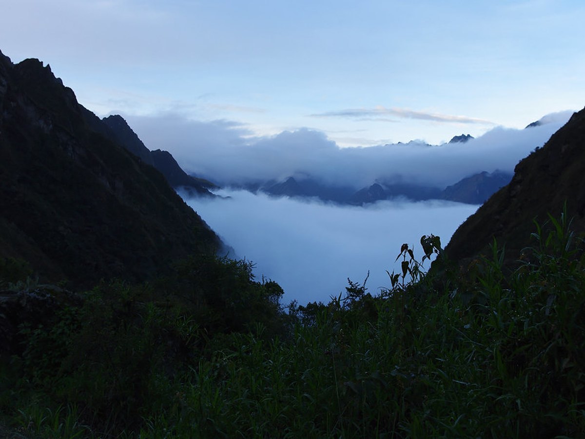 Wanderweg durch die peruanischen Anden