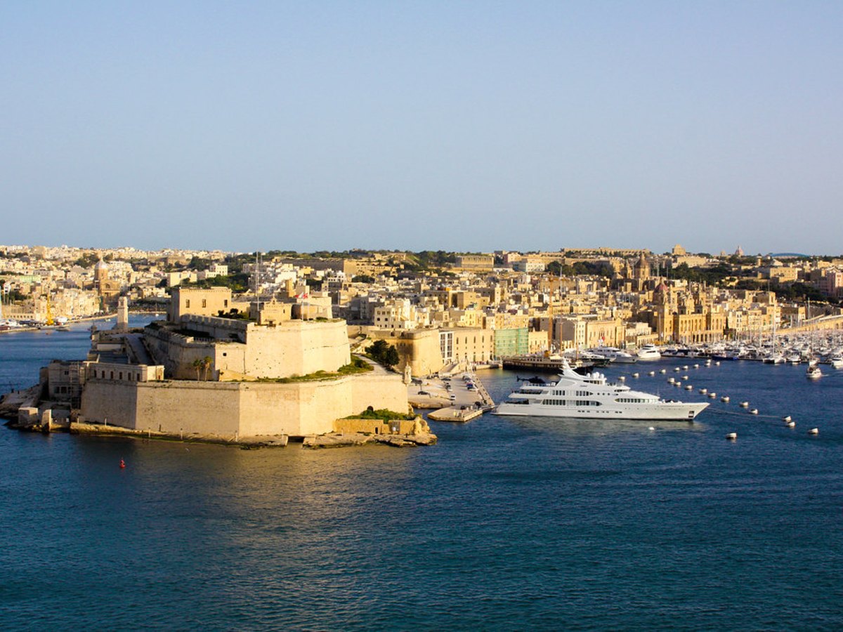 Hafen und Altstadt von Valletta auf Malta